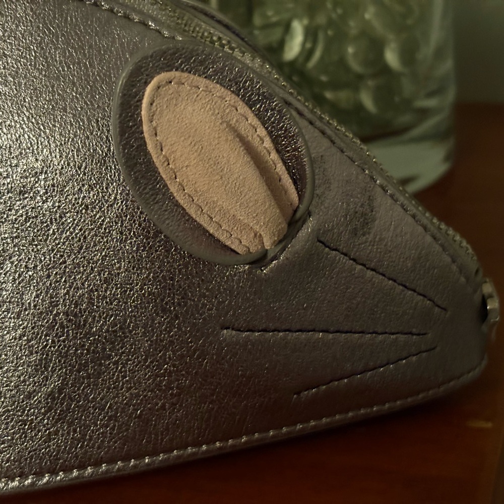 Ted Baker Silver Mouse Wristlet - Picture 7 of 12